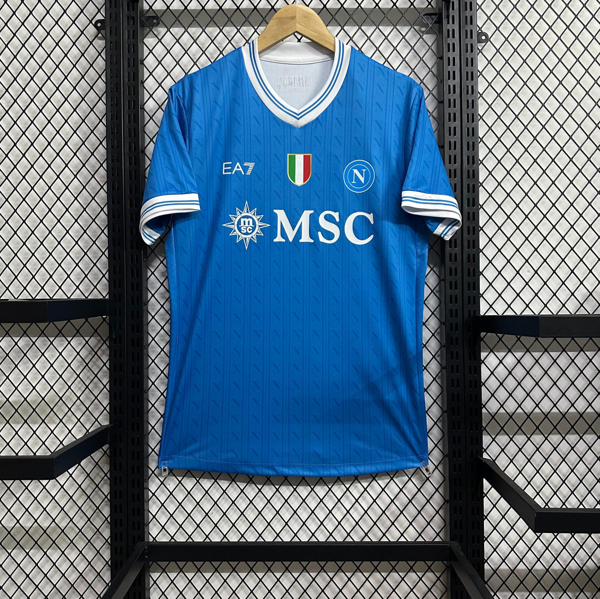 Short-sleeved soccer jersey